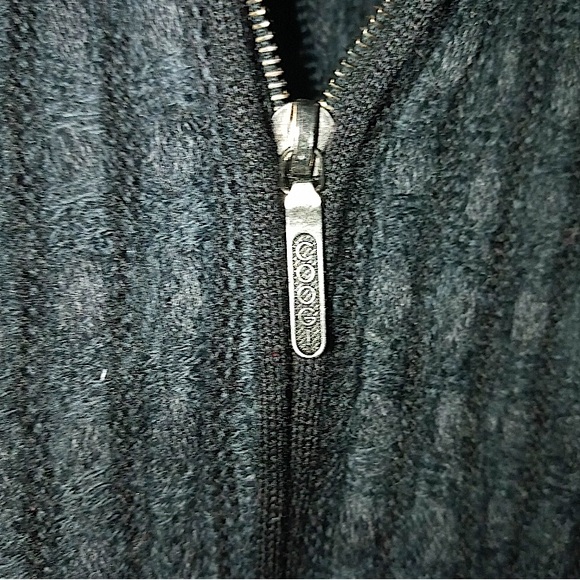 COOGI Australian Wool Sweater with zipper - Picture 5 of 9